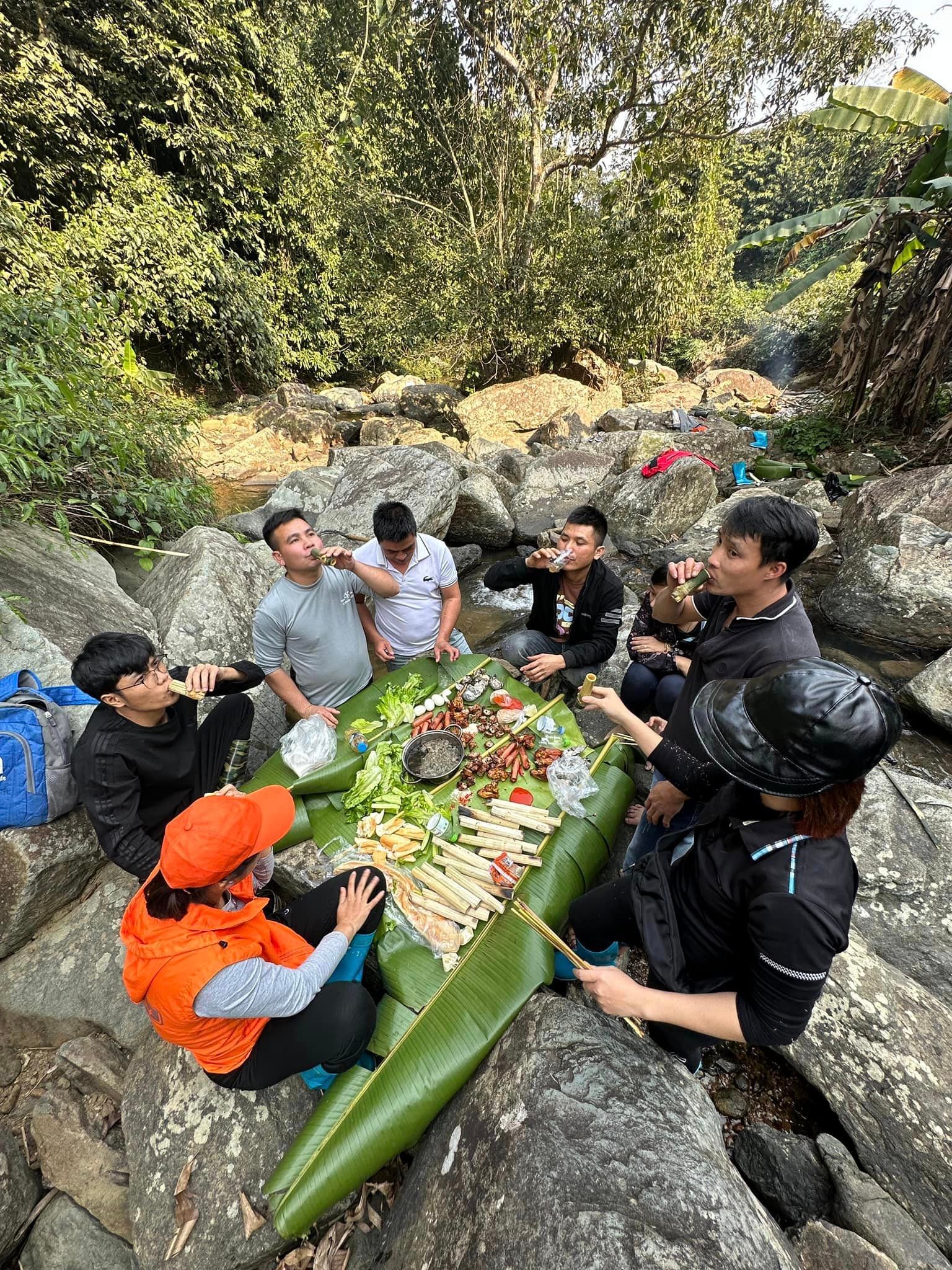 8 Days Northern Vietnam Itinerary takes you to the off-the-beaten path destinations in the north-western Vietnam including Dien Bien Phu, Lai Chau, Tam Duong